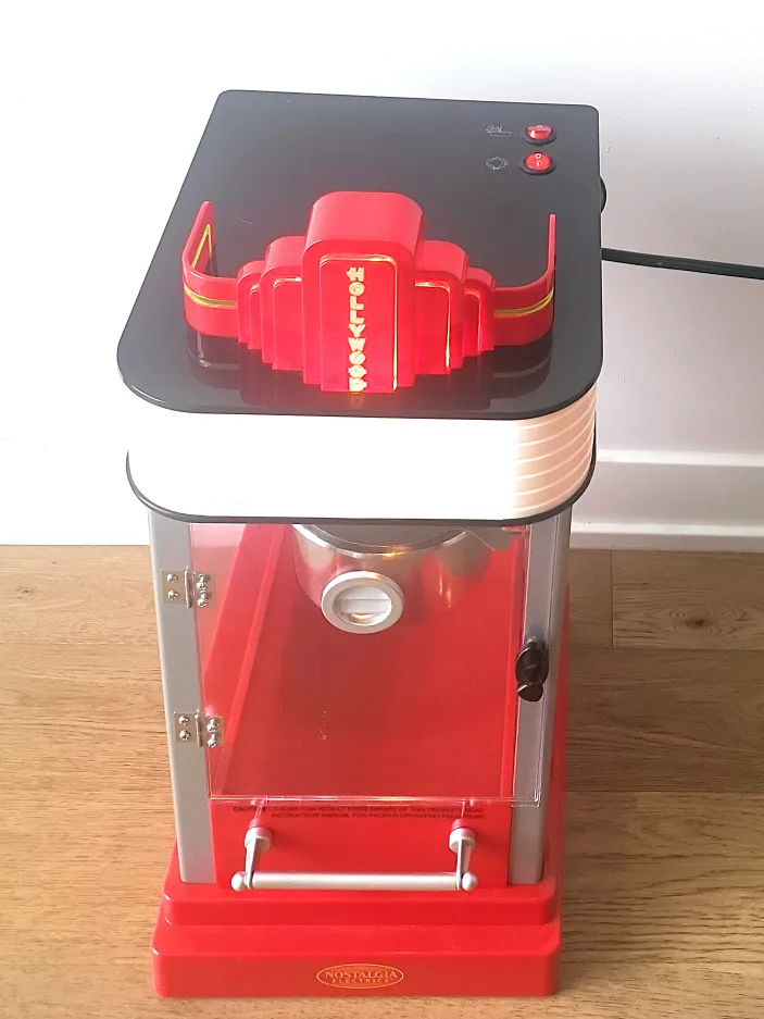 Nostalgia Electrics Hollywood Popcorn Maker image indicator(5)