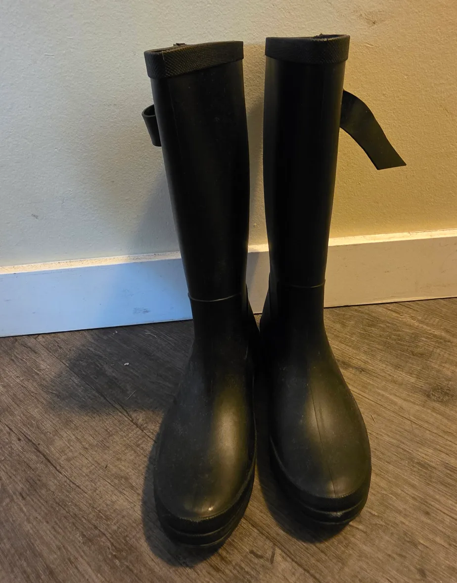 Black Rain Boots thumbnail