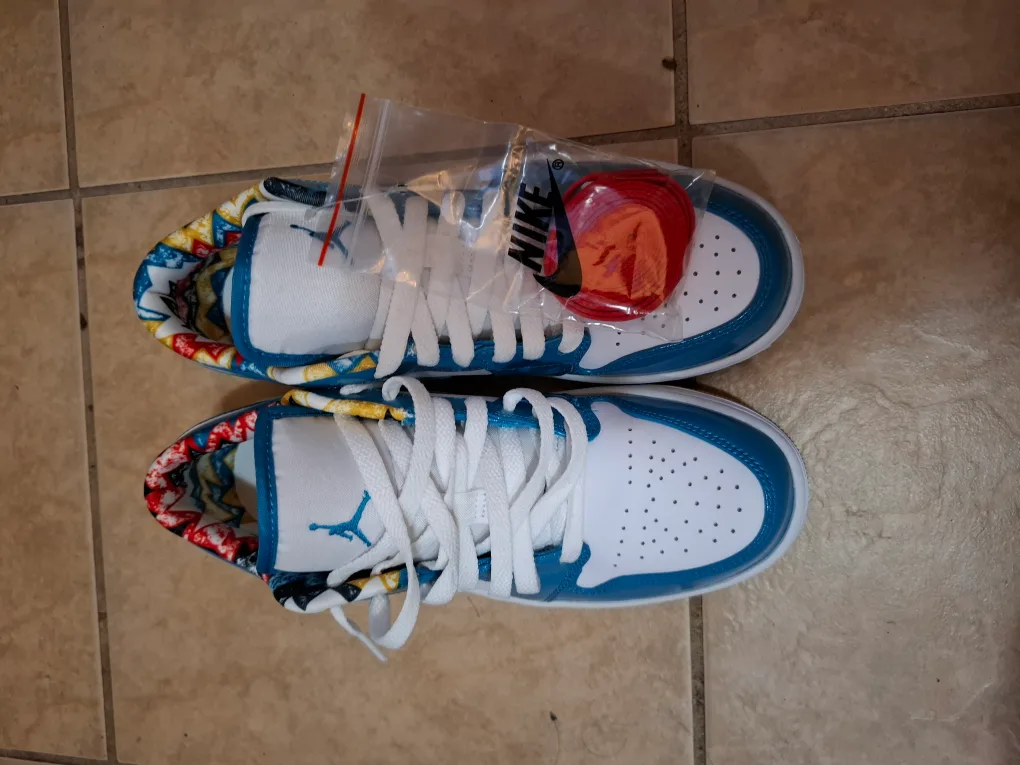 Nike Air Jordan 1 Low SE Teal image indicator(3)