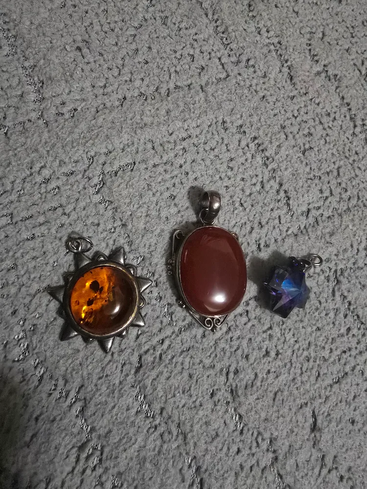 🇨🇦Pendants - Amber, Carnelian, Blue Crystal #thriftypicks thumbnail