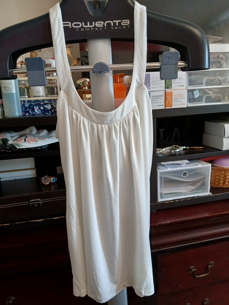 👀👀♥️TART 👀♥️White Tank Top - Size Small - photo 2