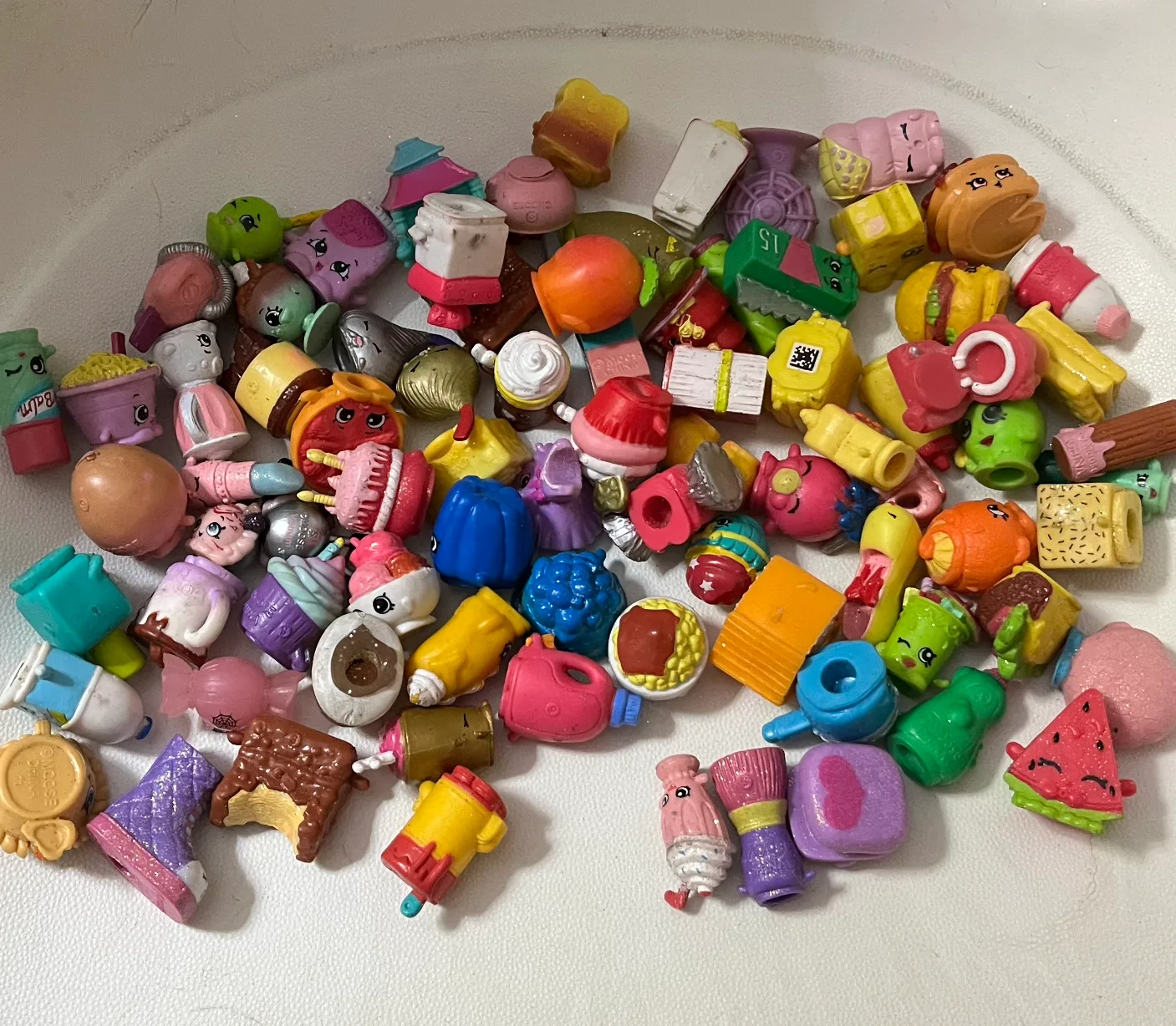 Shopkins Lot - Cute Collectible Toys! thumbnail