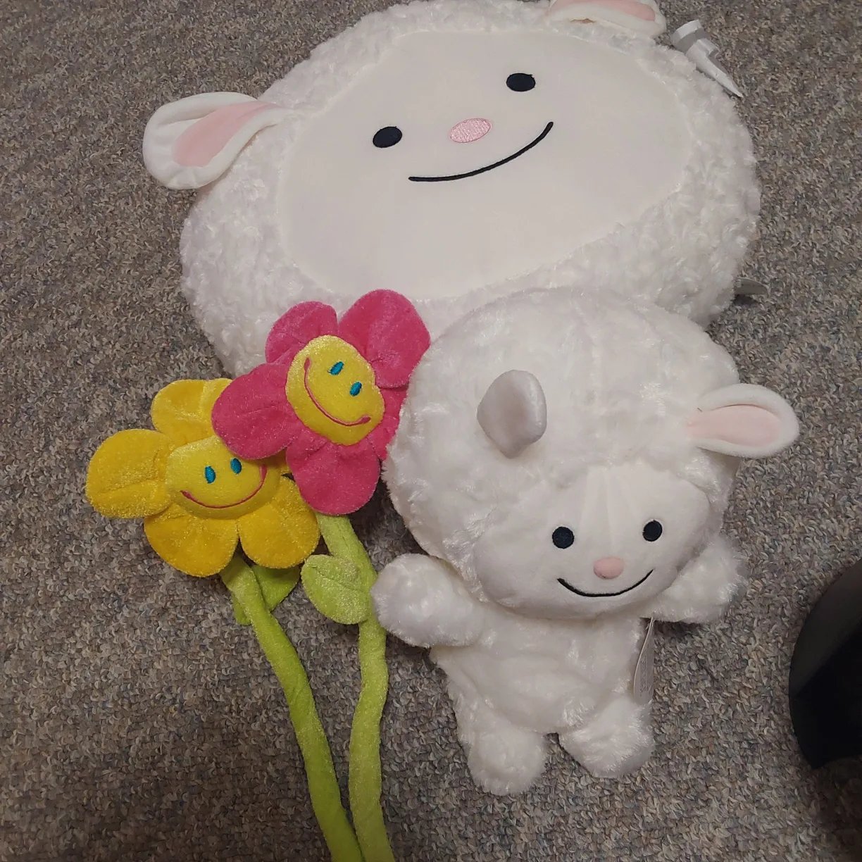 Cute Sheep Plushies & Flower Toys thumbnail