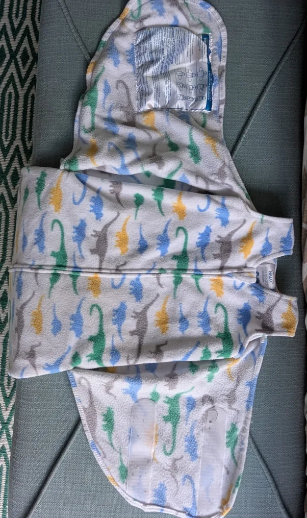 HALO Sleepsack Swaddle & Skip Hop Car Seat Cover image indicator(2)