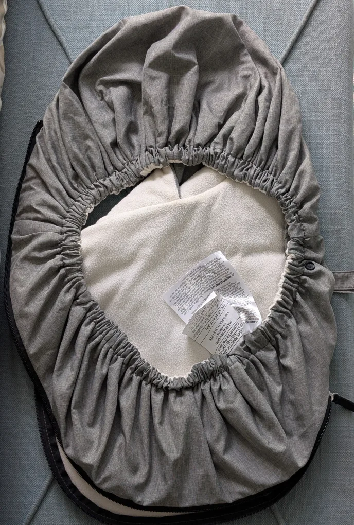 HALO Sleepsack Swaddle & Skip Hop Car Seat Cover image indicator(4)