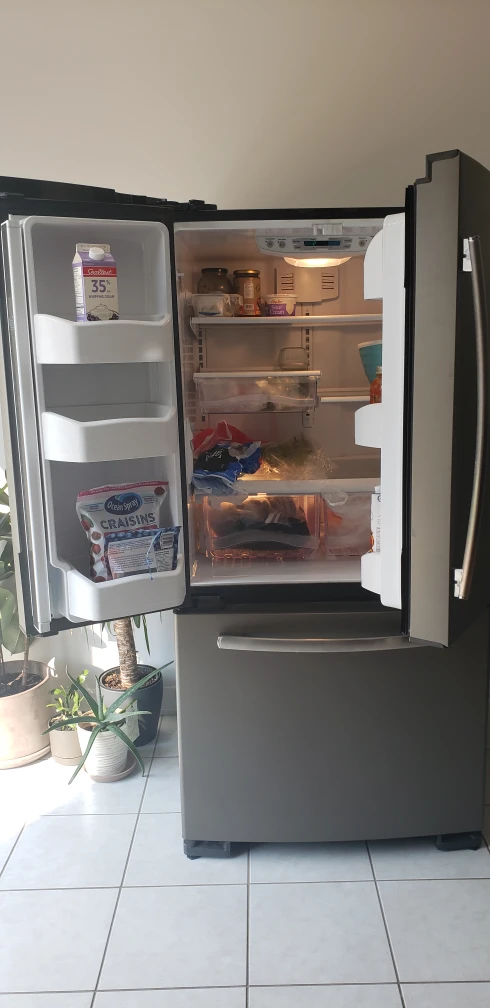 GE French Door Refrigerator - Great Condition! - photo 5