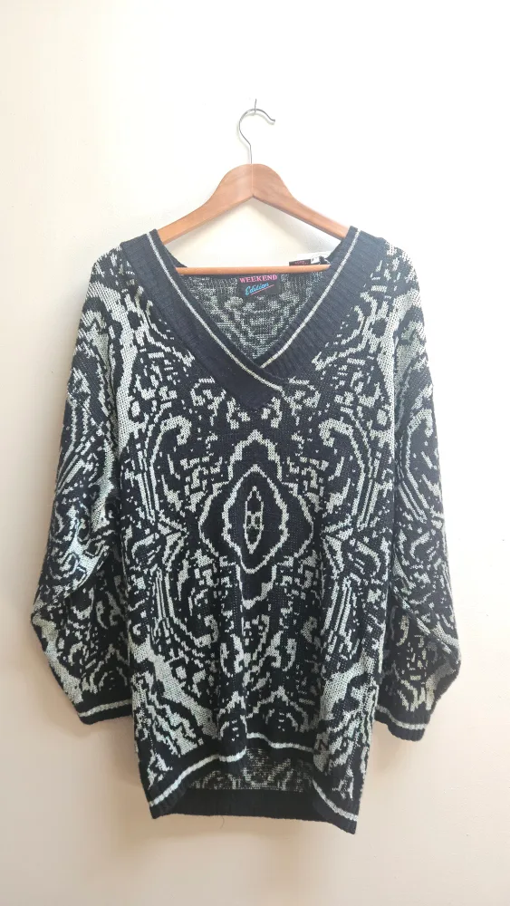 Weekend Edition knitted sweater thumbnail