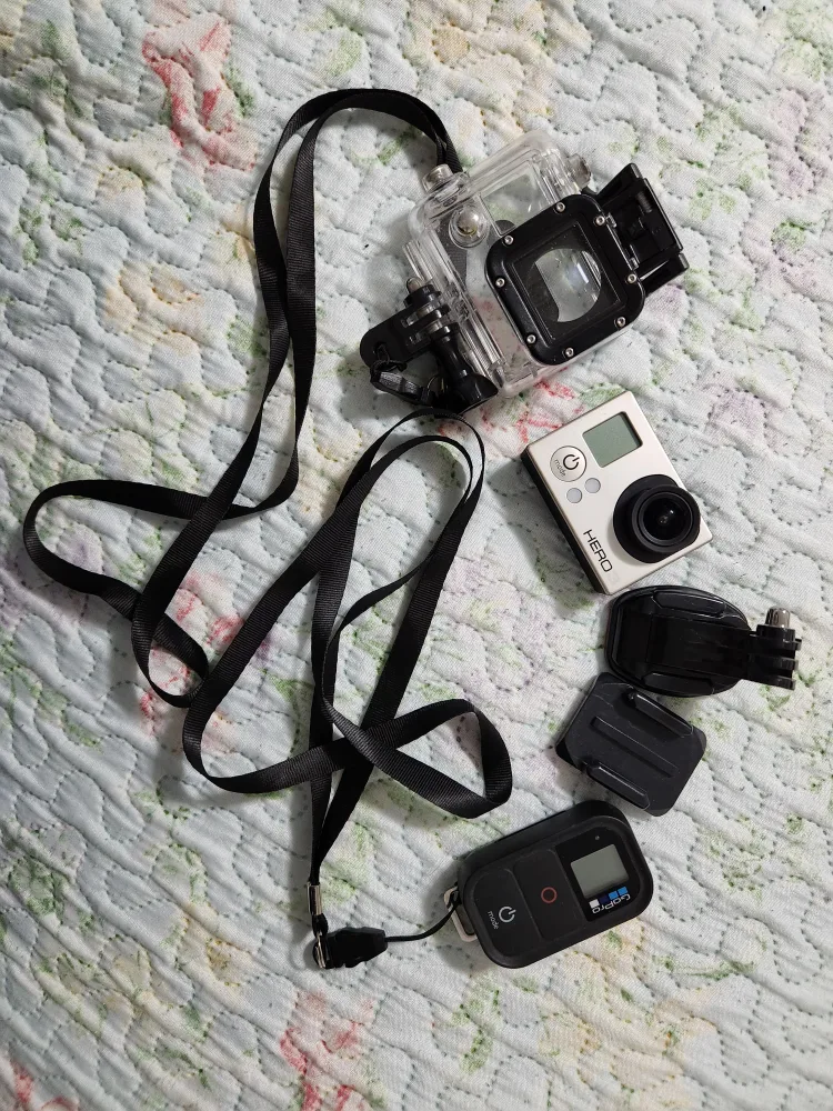 GoPro Hero 3 Silver Action Camera thumbnail