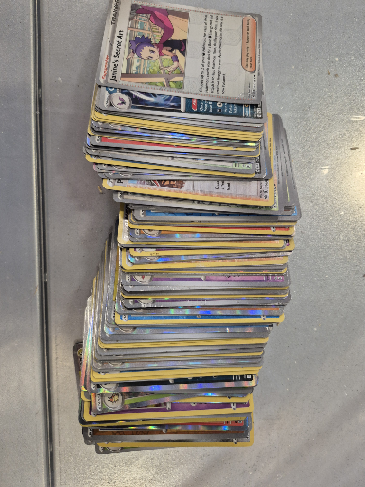 Pokemon Cards Bundle - photo 2
