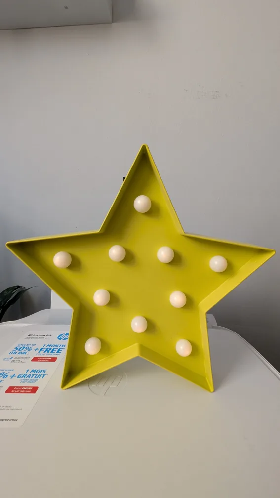Yellow Star Marquee Light thumbnail