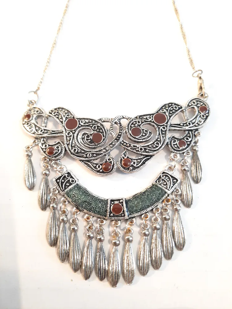Silver-tone Statement Necklace image indicator(3)