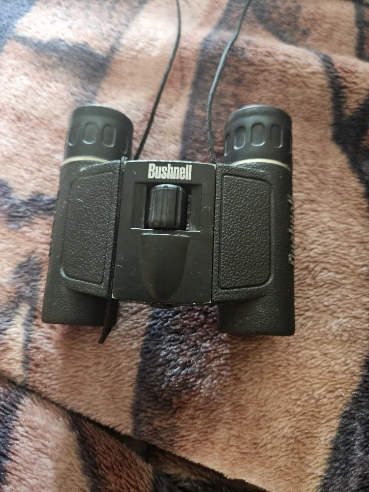 Bushnell Binoculars thumbnail