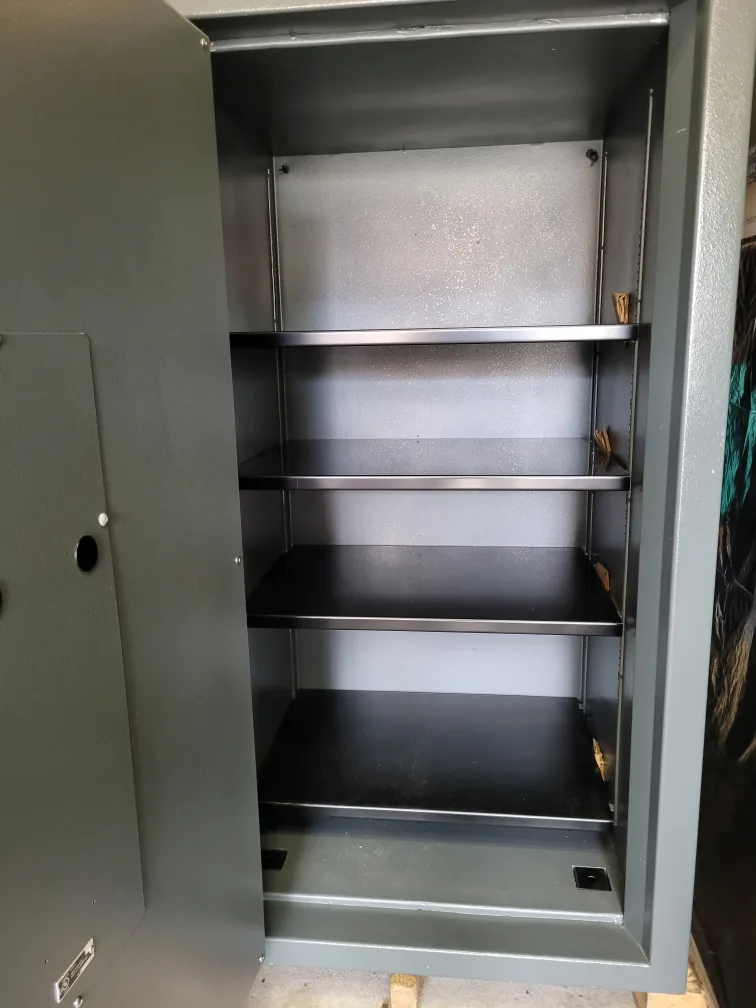 Large Grey Safe image indicator(2)