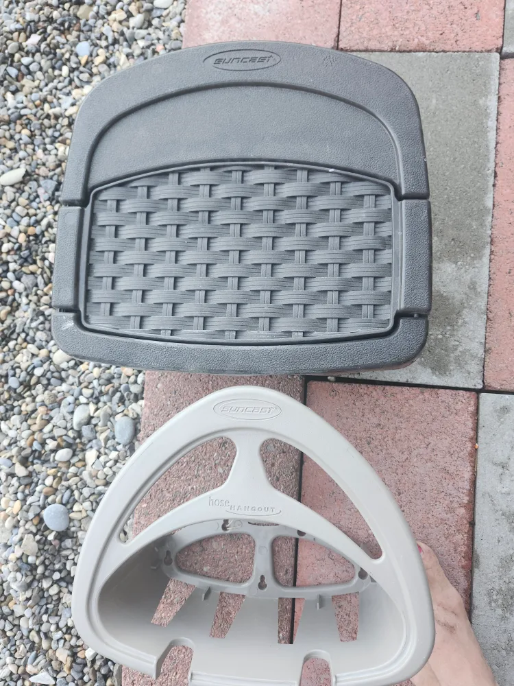 Suncast Hose Hangout with Storage thumbnail
