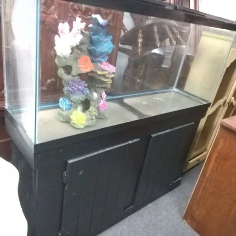 55 galons fish tank whit cover thumbnail