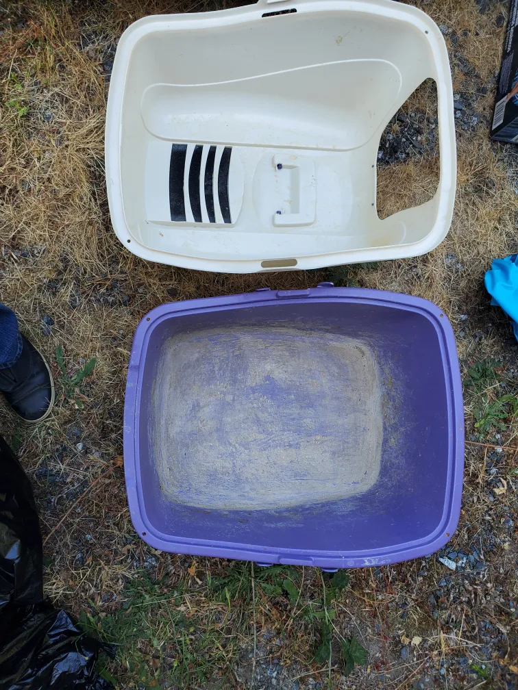 Petmate Cat Litter Box thumbnail