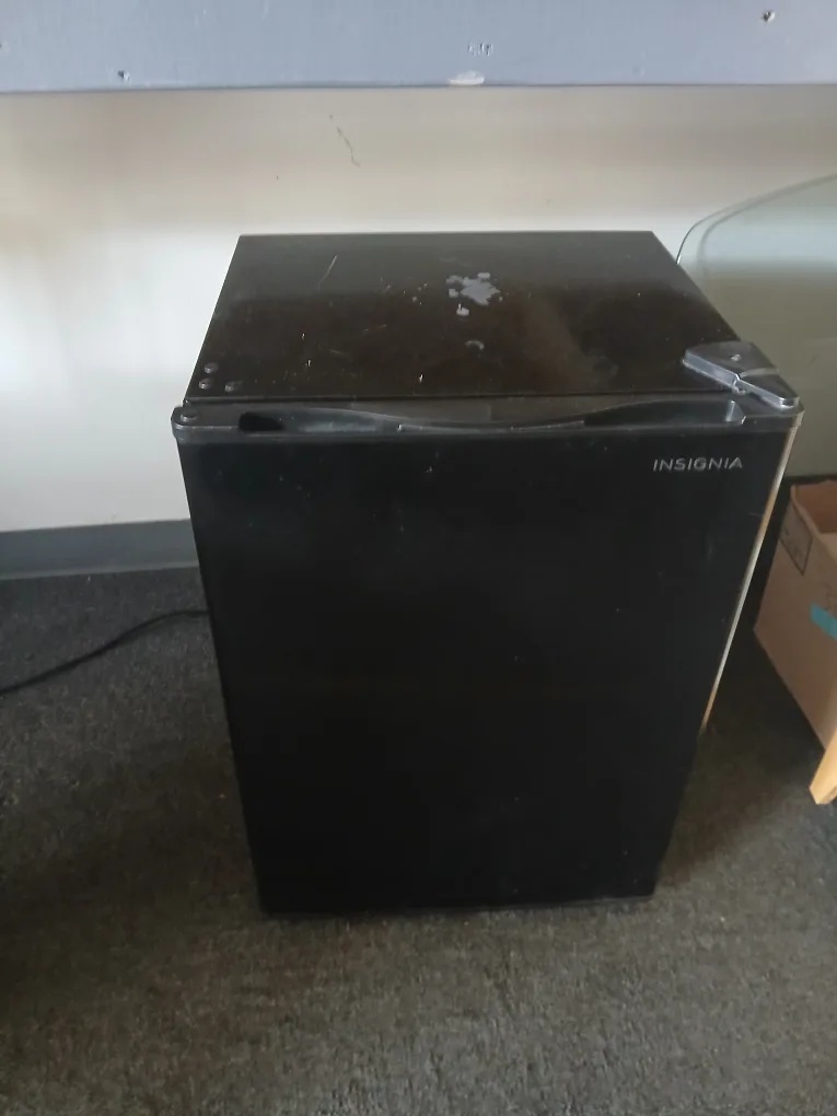 ac small good condition thumbnail