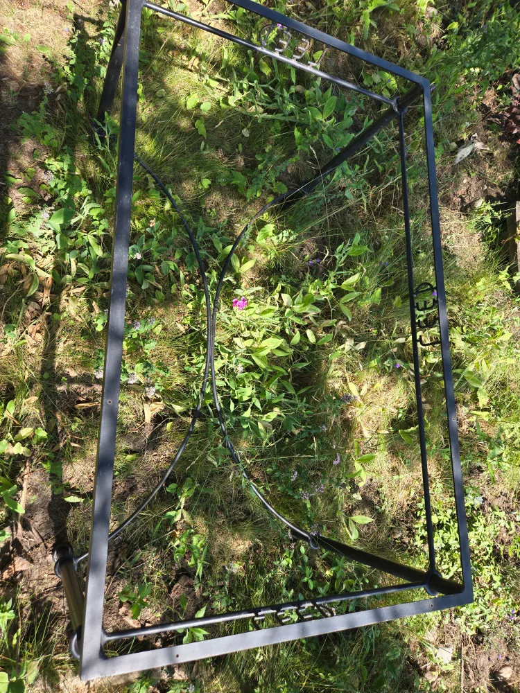 solid black steel dining table base image indicator(3)