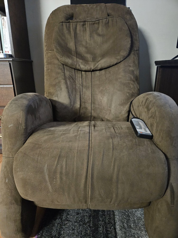 Suade Massage Chair