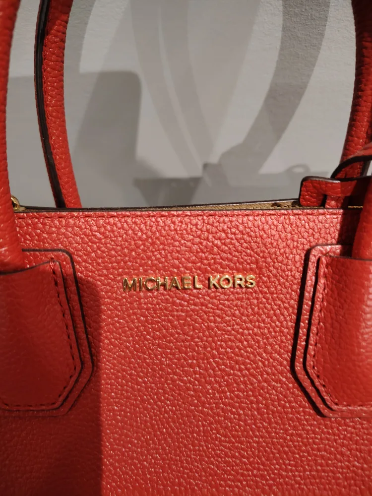 Michael Kors Red Leather Handbag image indicator(2)