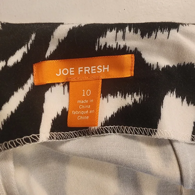 Joe Fresh Skirt - Size 10 image indicator(2)