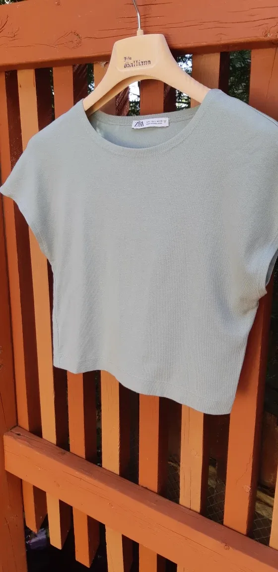 Girls Zara Light Green Crop Top - Size youth L image indicator(4)