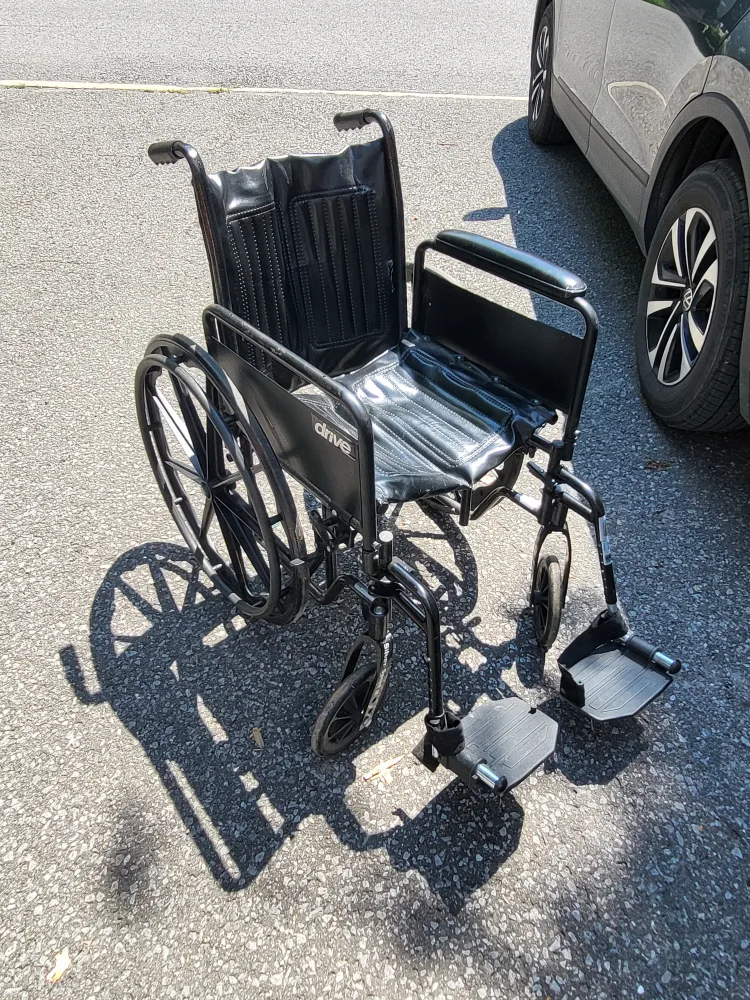 Drive Silver Sport II Wheelchair thumbnail