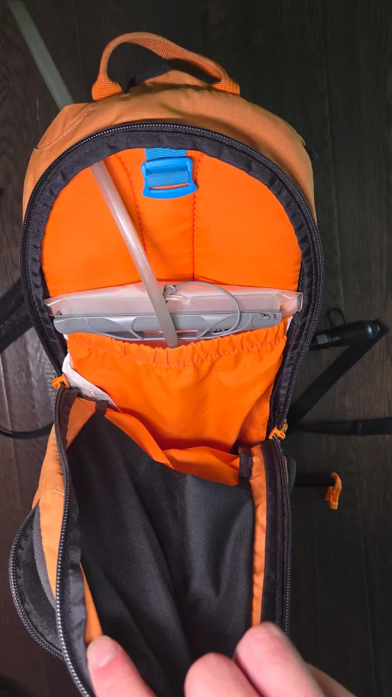 Dakine Orange Hydration Pack image indicator(4)