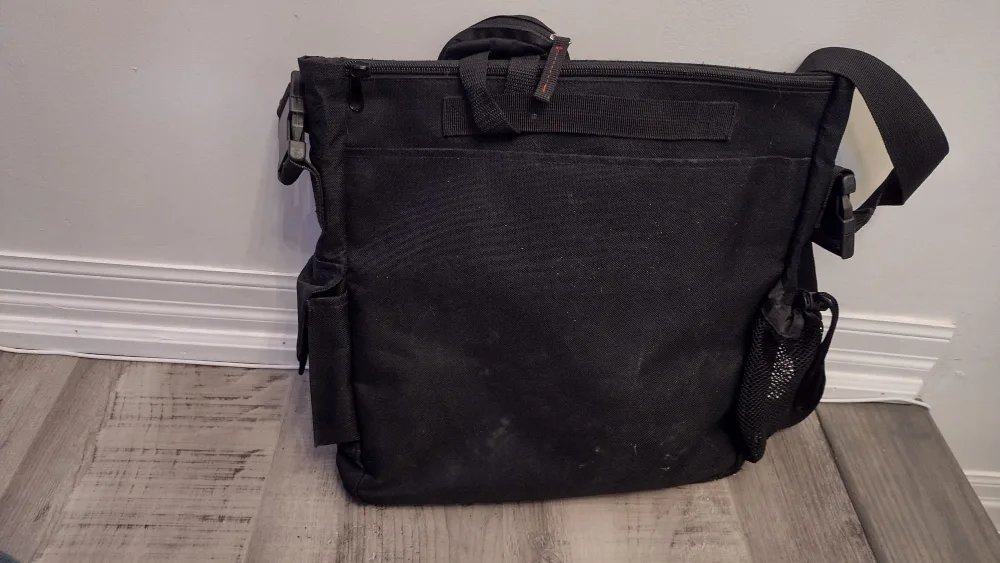 Skip Hop Black baby Diaper Bag image indicator(2)