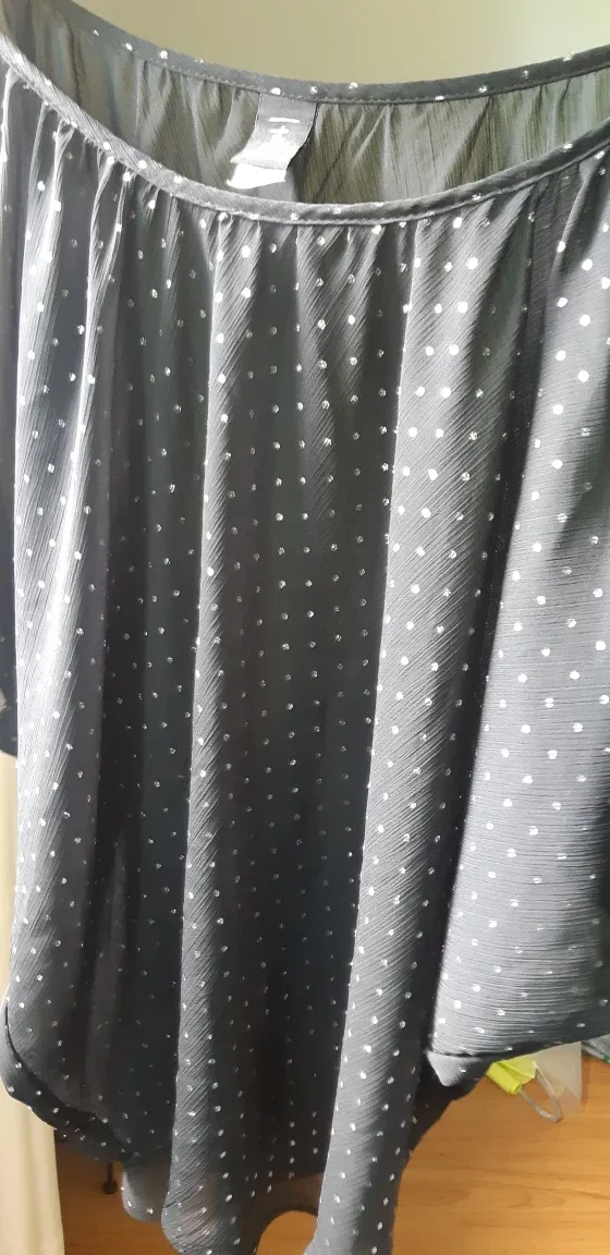 T&M Collection Black Polka Dot Blouse - Size M image indicator(5)