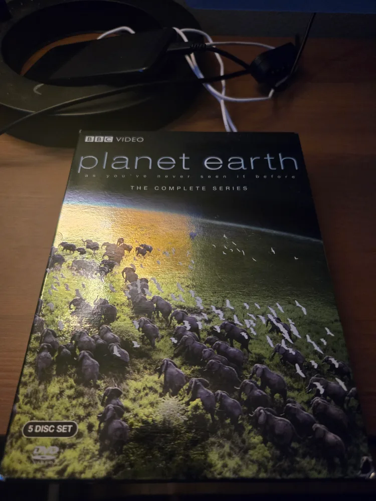 Planet Earth DVD thumbnail