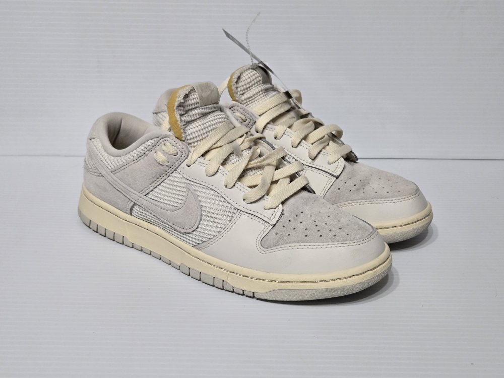 Nike Dunk Low Size 9 - photo 3