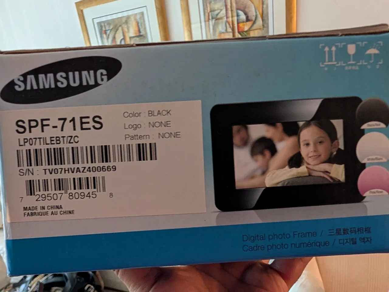 Samsung SPF-71ES Digital Photo Frame - Black thumbnail