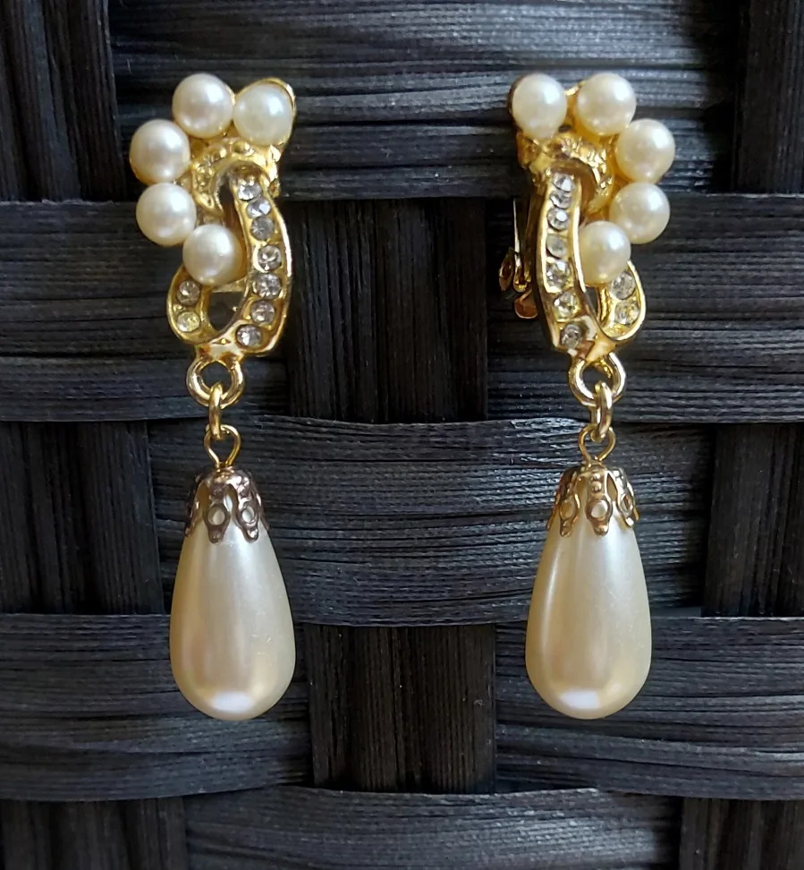 Vintage Pearl & Rhinestone Clip-On Earrings thumbnail