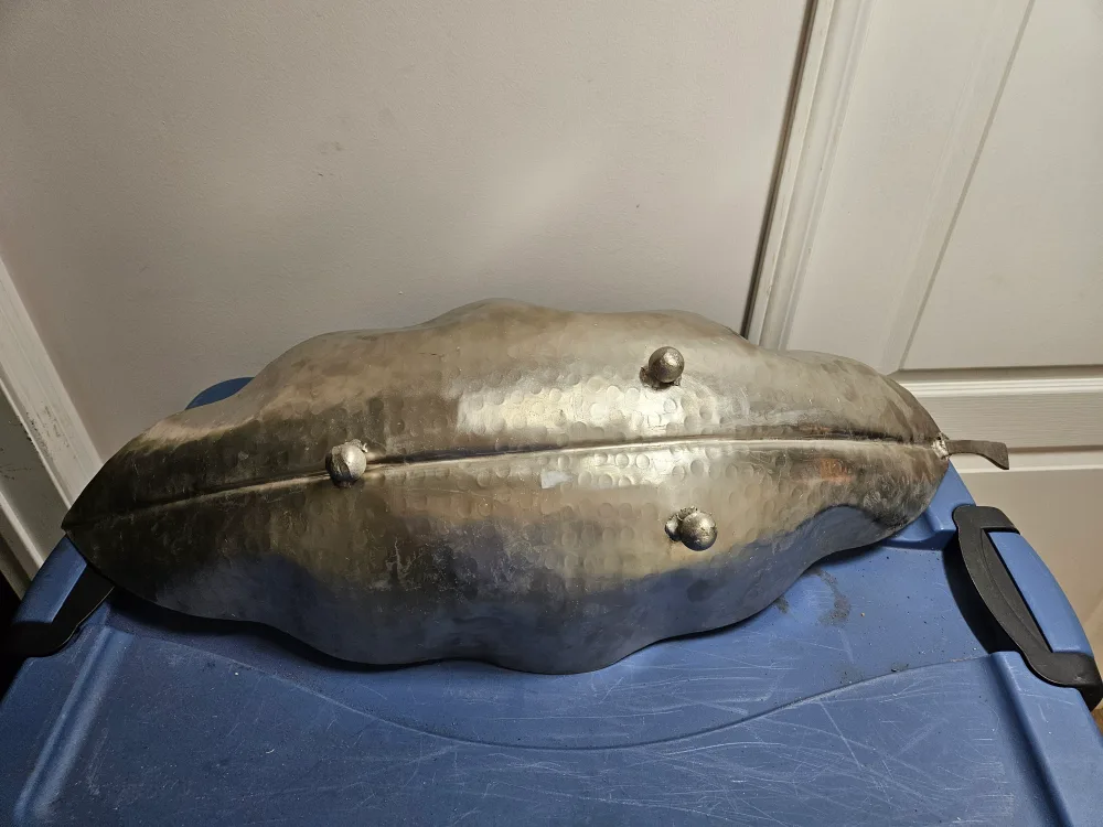 Decorative Metal Leaf Tray image indicator(3)