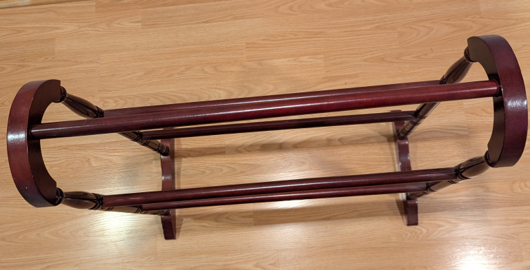 Wooden Quilt/Blanket Rack - - photo 3