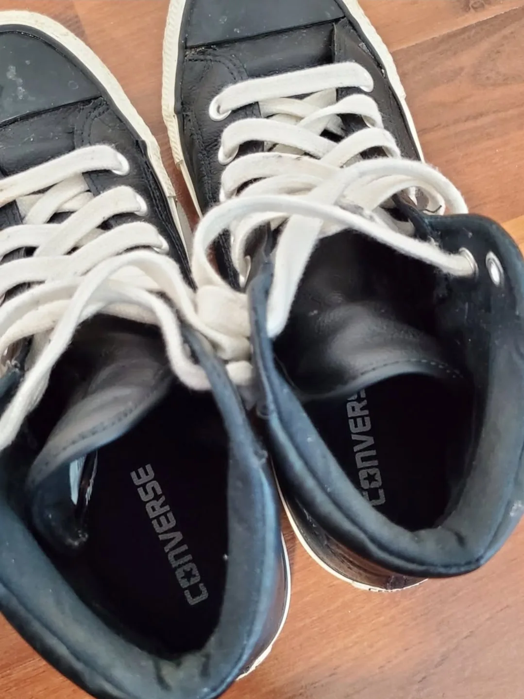 Converse All Star High Top Leather Thinsulate Boots - Size 8.5 W image indicator(4)