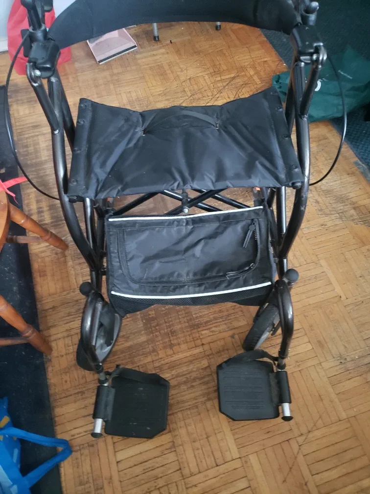 Black Rollator Walker with Seat image indicator(2)
