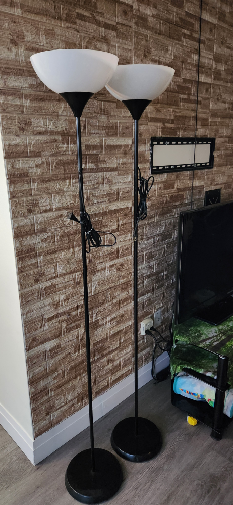 Two Floor Lamps with Uplight - photo 2