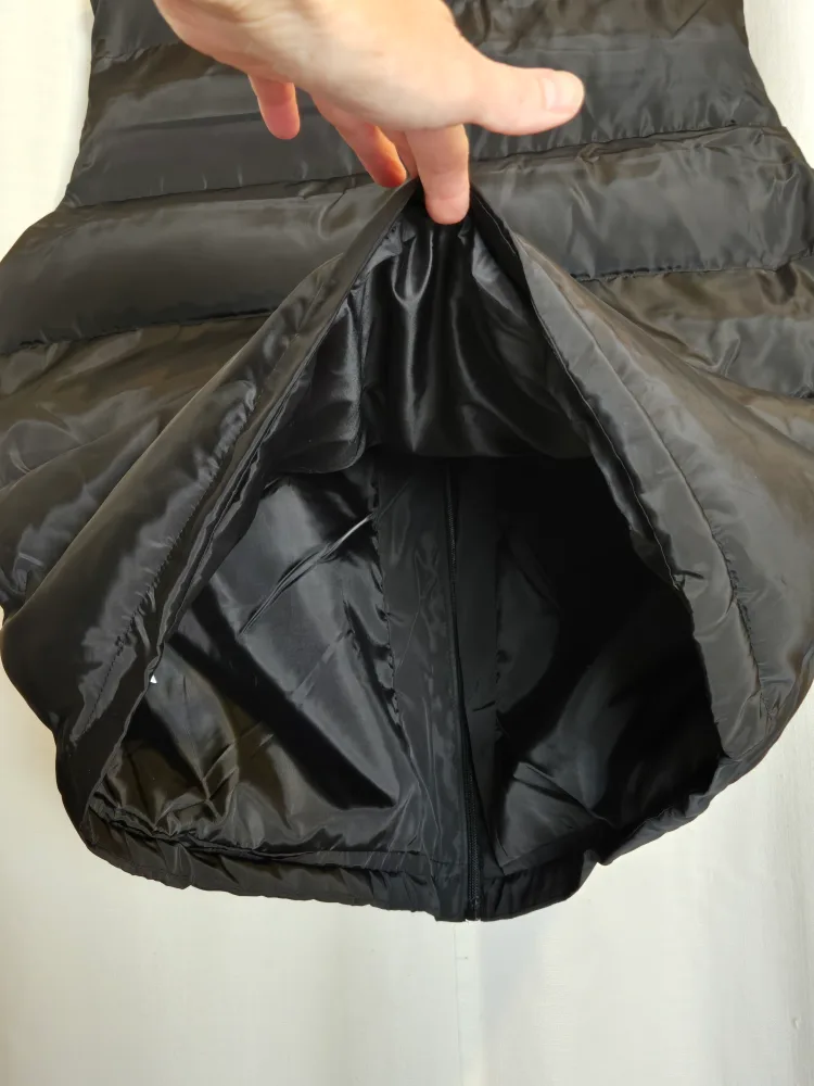 BN Warm lightweight Puffer Style Zip Vest Mens size Medium image indicator(6)