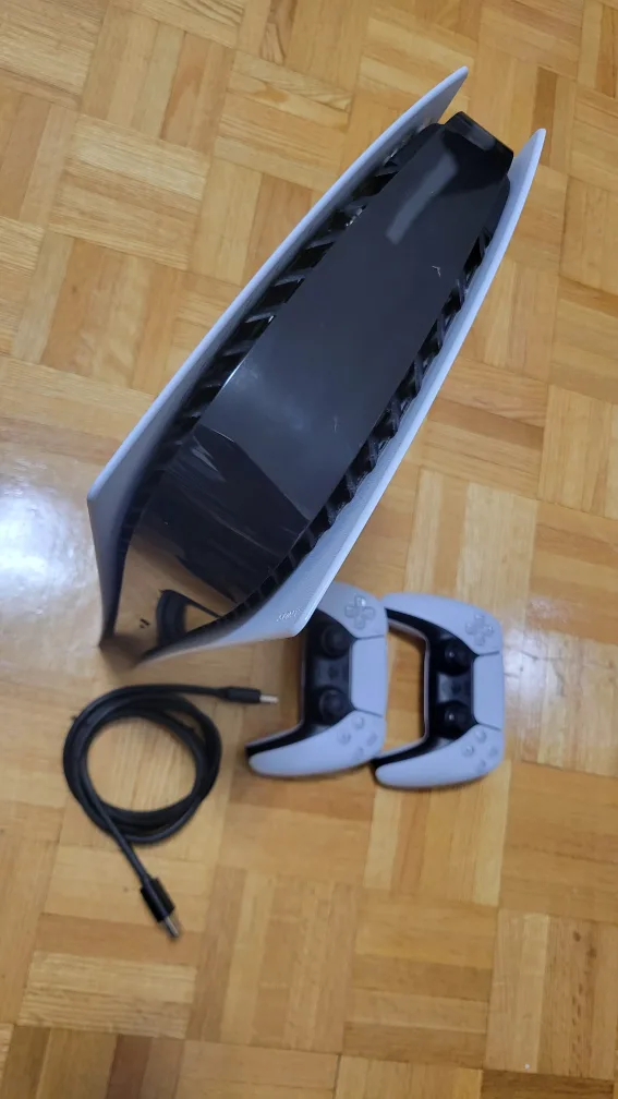 PlayStation 5 Digital Edition Console image indicator(3)