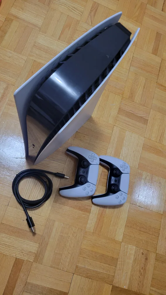 PlayStation 5 Digital Edition Console image indicator(4)