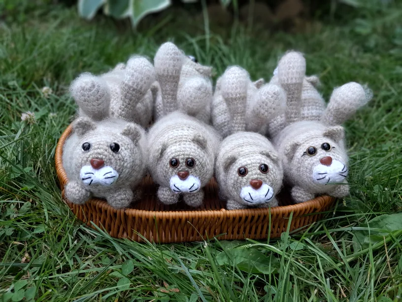 Crochet Loaf Cats image indicator(3)