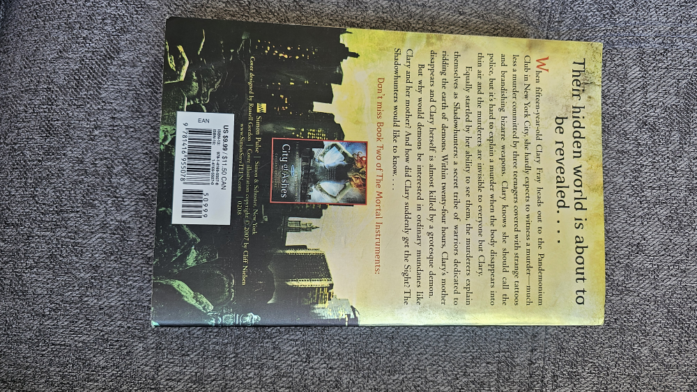 City of Bones by Cassandra Clare - photo 3