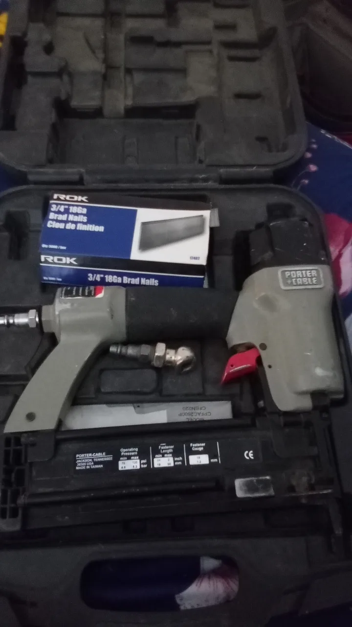 Porter-Cable Brad Nailer Kit thumbnail