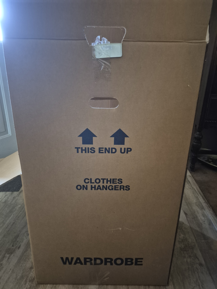 Wardrobe Moving Box - Clothes on Hangers. 8 of them 5 bucks each - photo 2