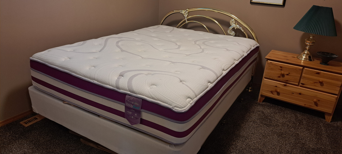 Queen size bed