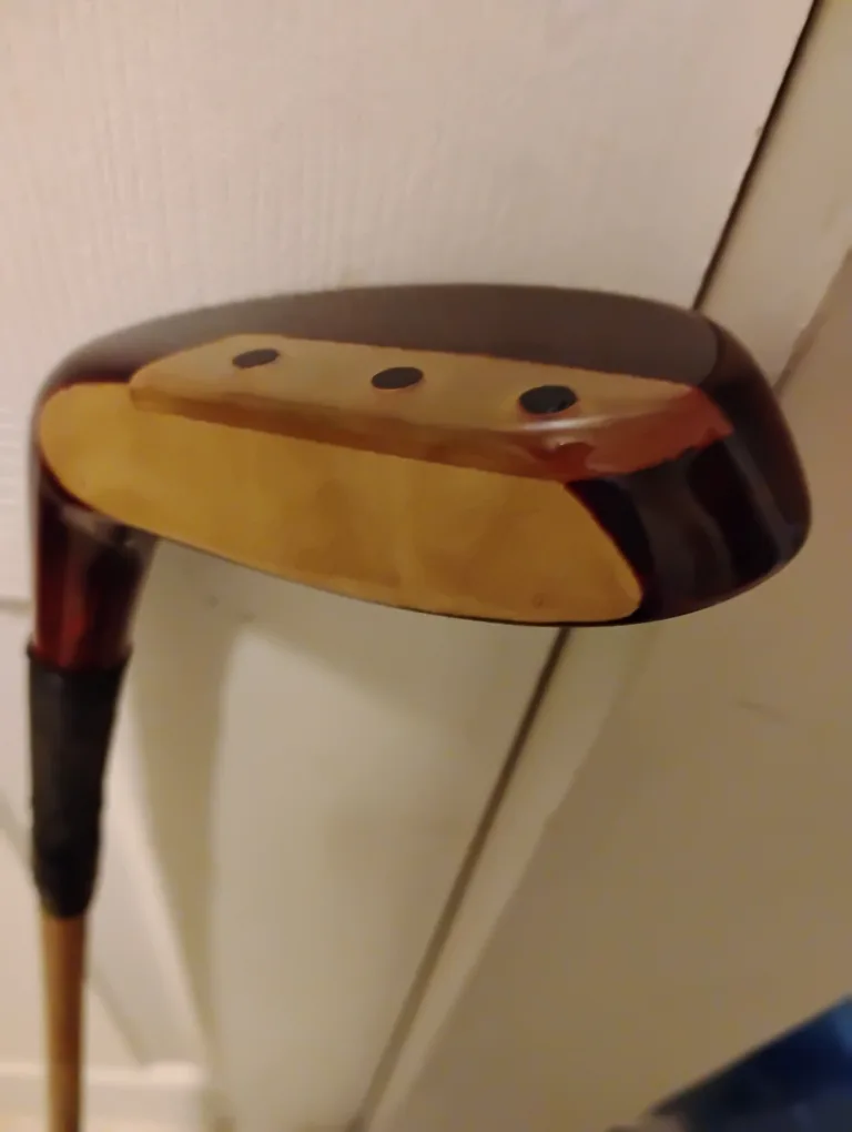 Vintage Wood Golf Club thumbnail