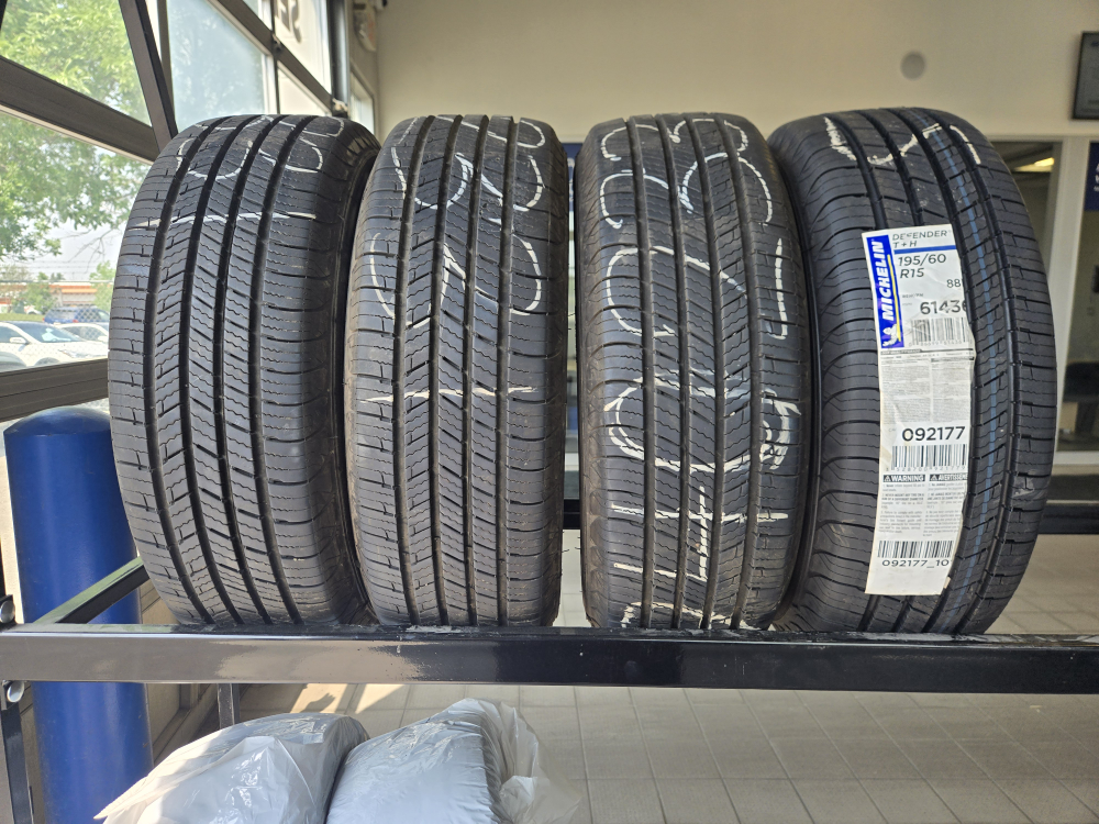 All Season Michelin Defender 195/60R15 Tire Set - photo 2