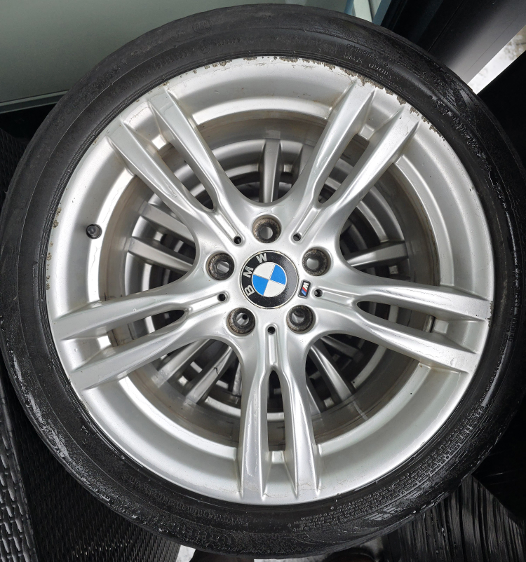 BMW M 18" Rims - Style 400M